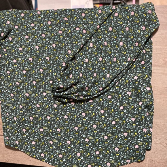 LOFT Ditsy Bloom Draped Sleeve Top - Picture 8 of 14